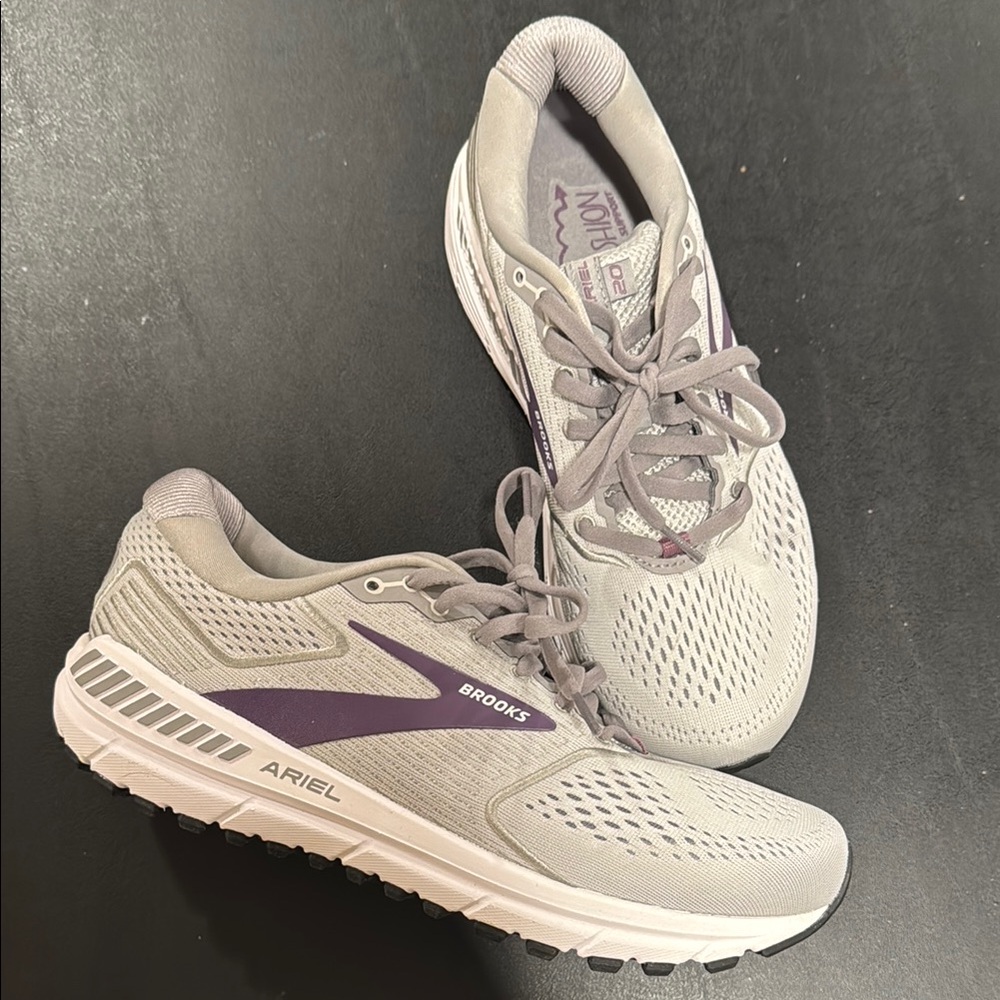 NEW! Brooks Ariel 20— wides